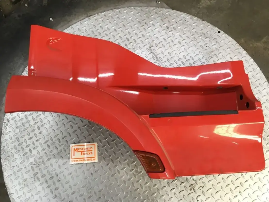 Mercedes-Benz Instapbak rechts