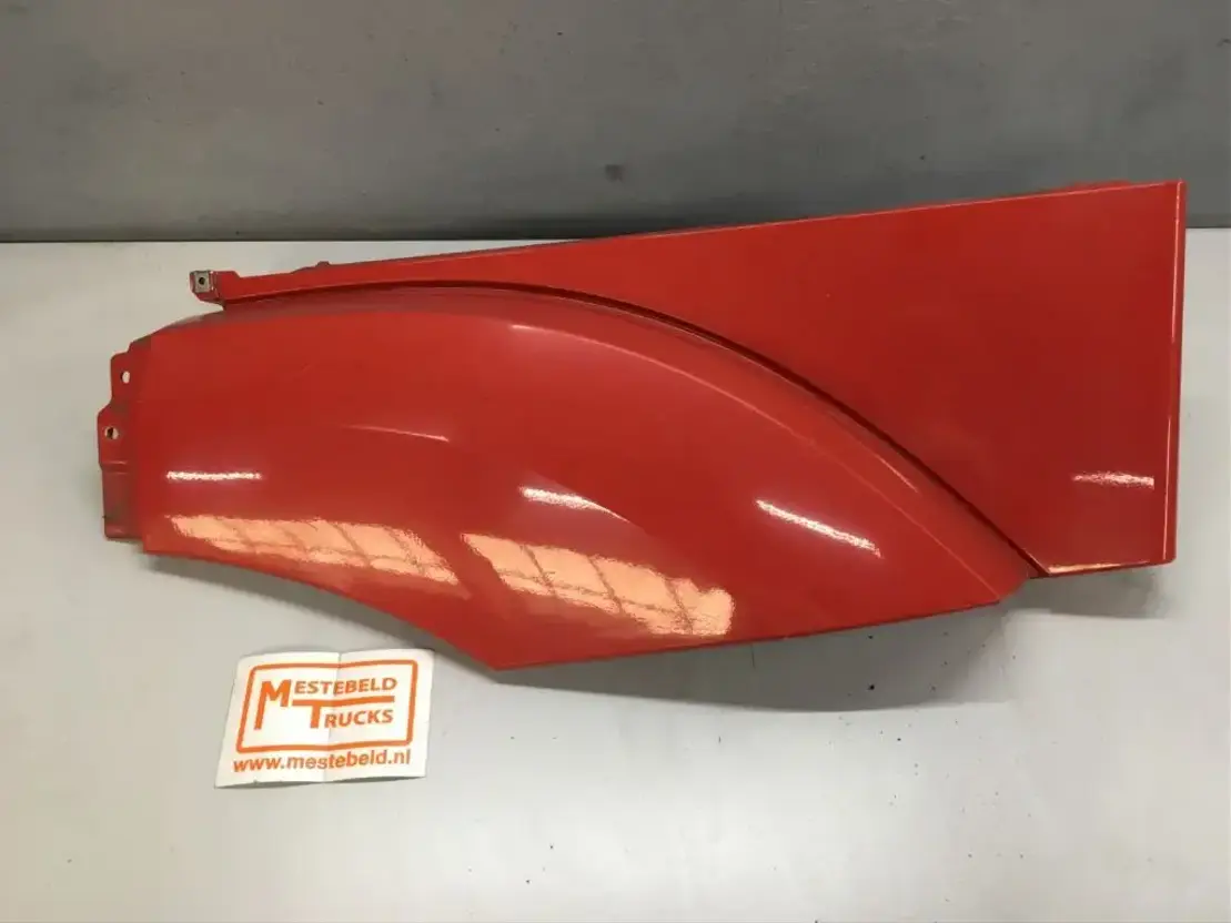 Mercedes-Benz Instapbak verlenger links