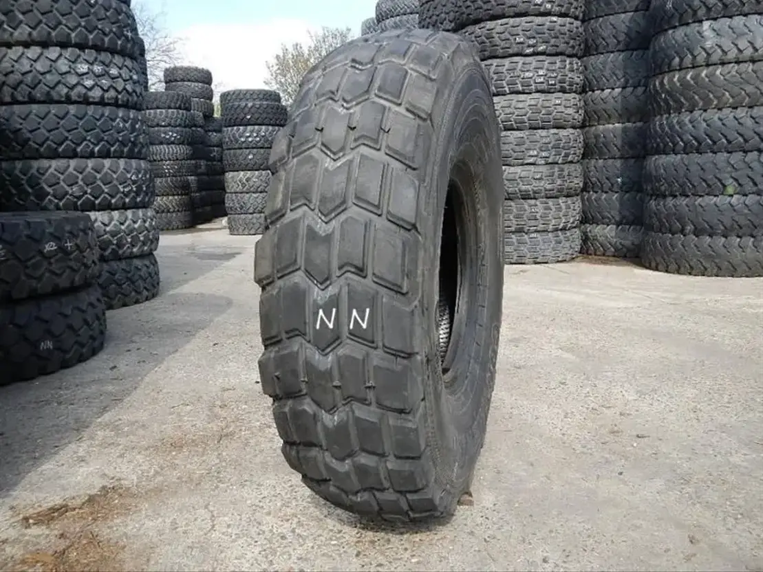 Continental 14.00R20 HSO Sand NN occasie