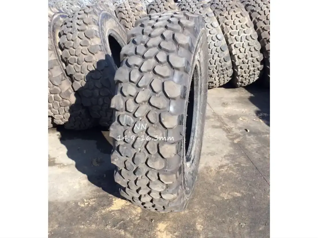 Continental 335/80R20 12,5R20 MPT 81 NN occasie