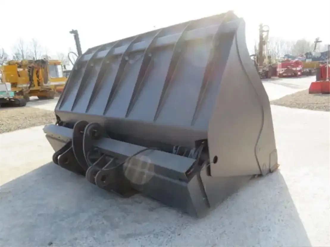 Div Div Ulrich Hy82 3700 Bex High Tipp Graafbak Trucks Nl