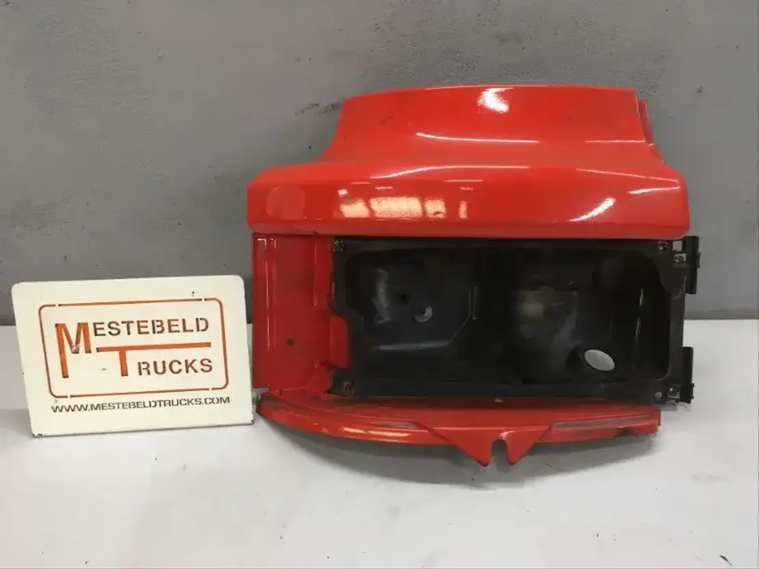 Scania Koplamphoek rechts