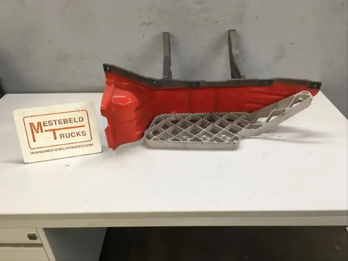 Scania Instap bovenste + tree links