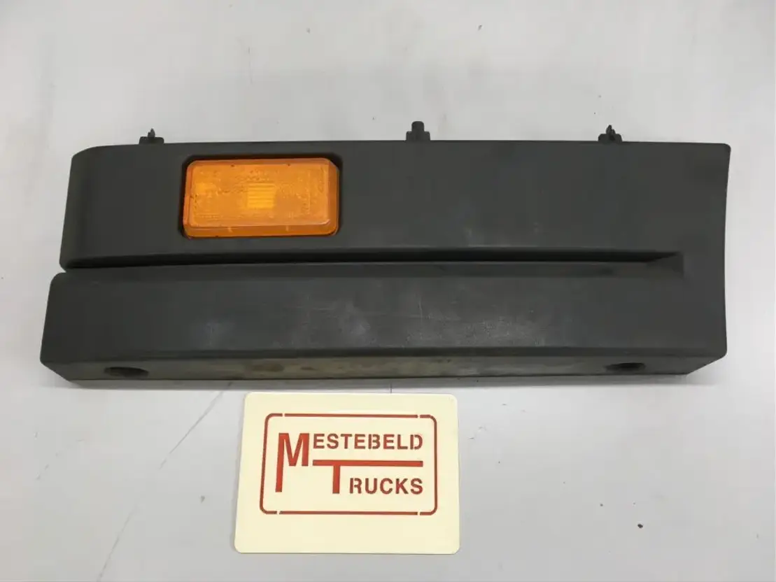Scania Afdekplaat instapbak links