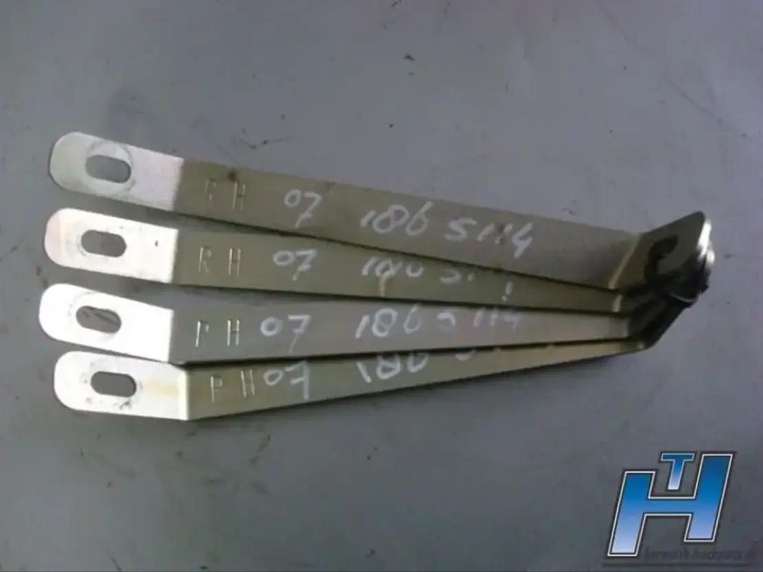 DAF Montagehalterung Fender RE 1865114 CF E6