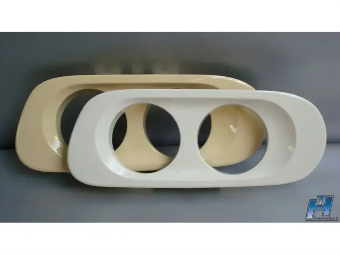 DAF Abdeckplatte Kombileuchte LI 1683721 XF105