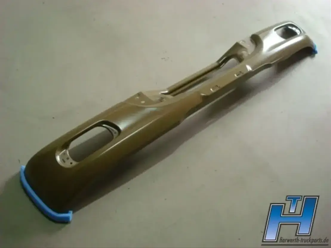 DAF Stoßfänger mit Scheinwerferöffnungen 1826225 XF105