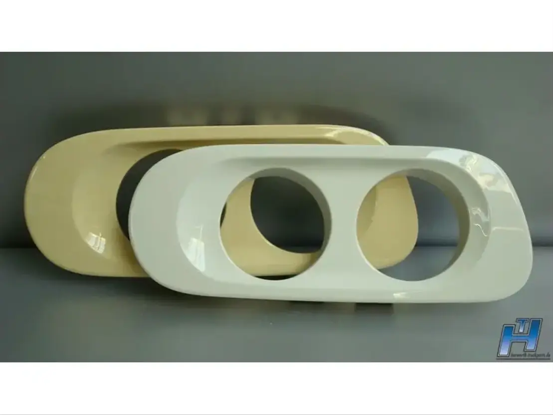 DAF Abdeckplatte Kombileuchte RE 1683722 XF105