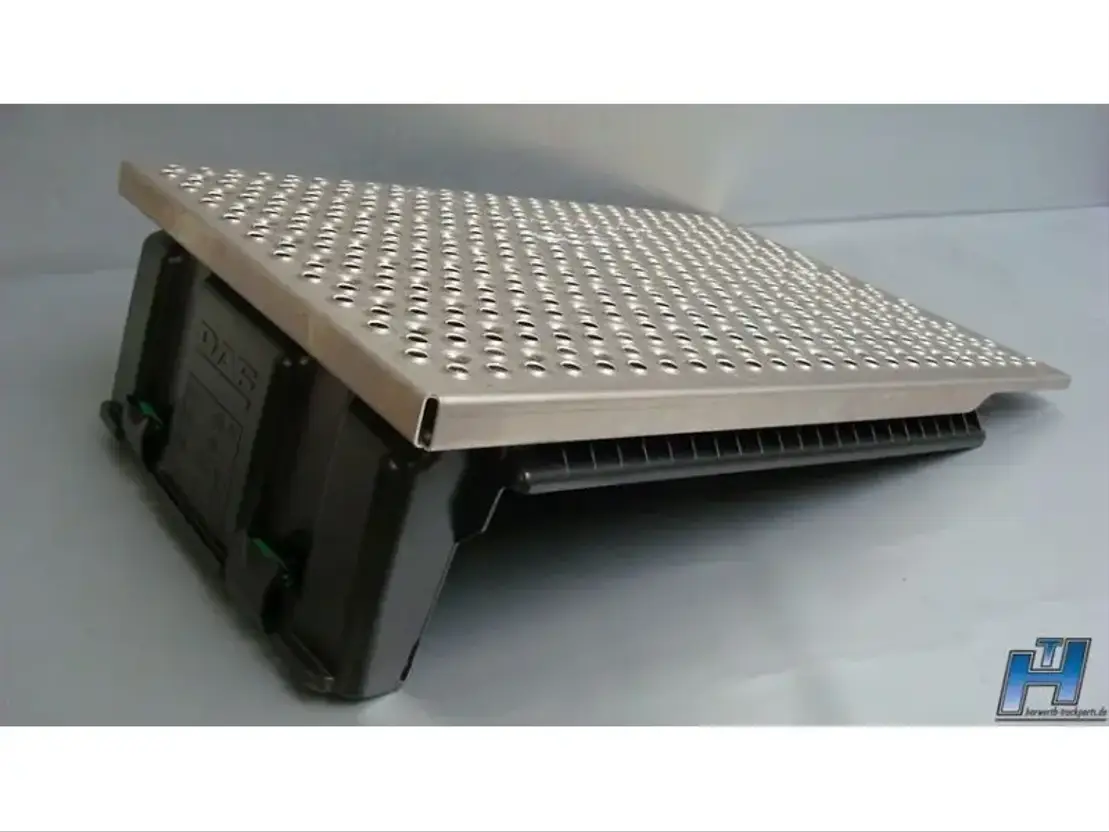 DAF Trittplatte + Batteriekasten 1791916 XF105