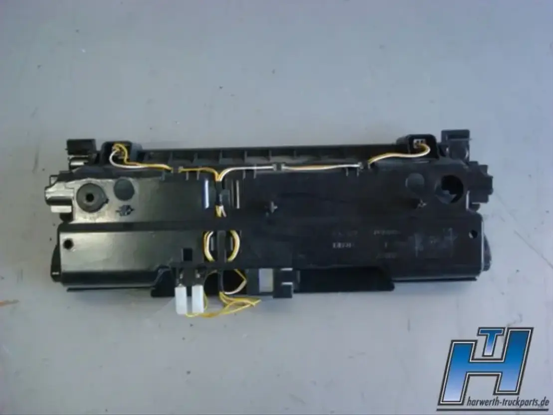 DAF Aschenbecherhalter 1316504 CF E5-6