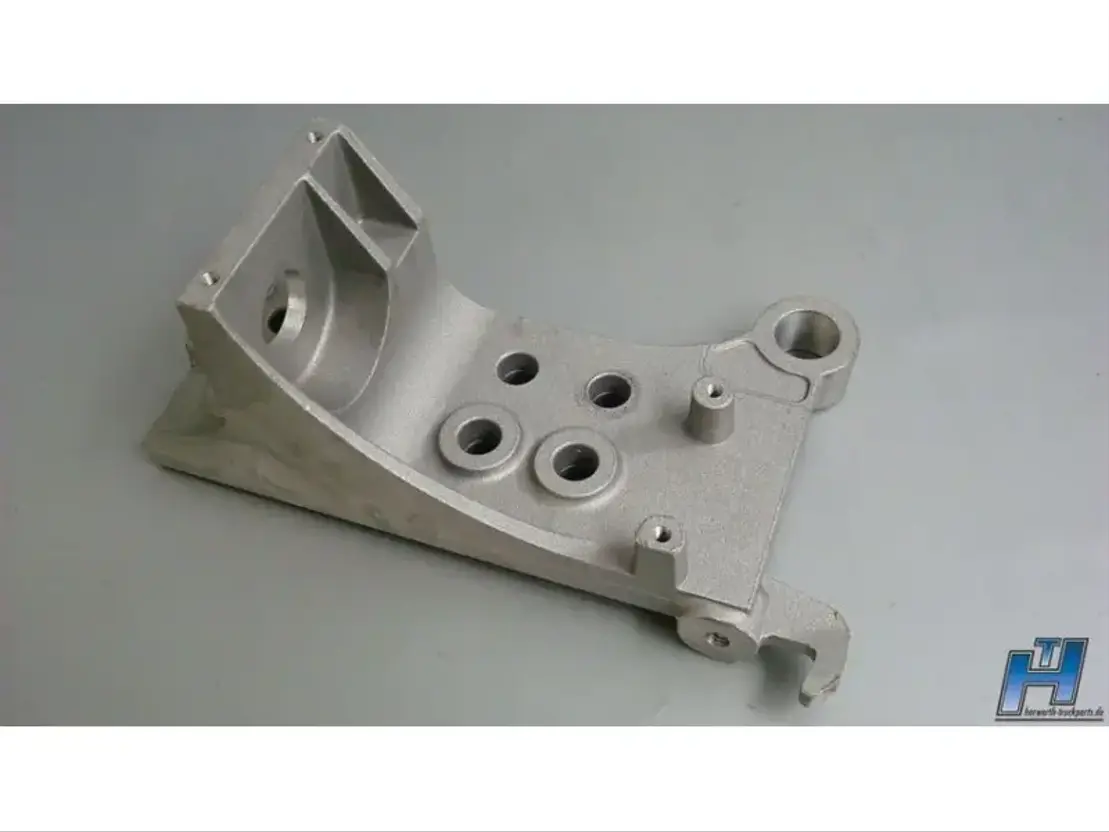 DAF Stoßfängerhalterung LH 1735002 XF105