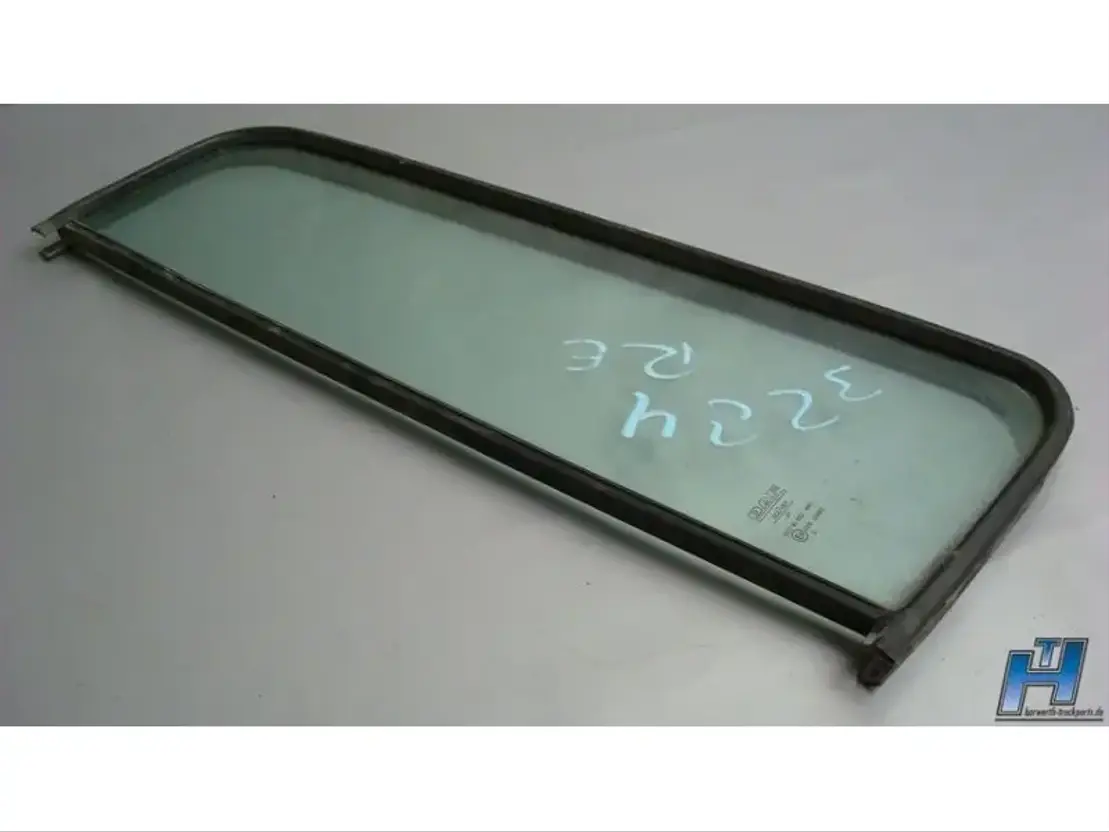 DAF Türseitenscheibe, fest RE 1676966 XF105