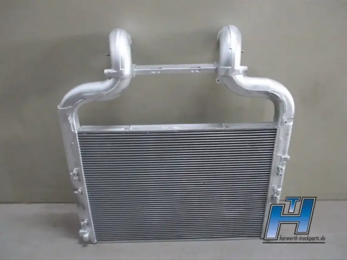 DAF Ladeluftkuehler 1909450 XF106