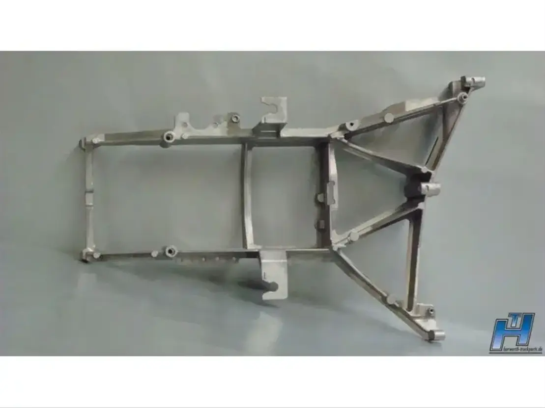 DAF Leuchtenhalterung LH 1396936 XF105