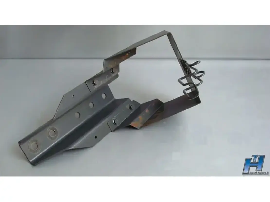 DAF Halter Unterlegkeil + Omega-Halter 1653823 XF105