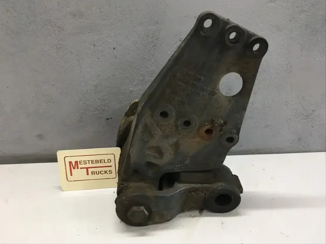 Mercedes-Benz Voorveerhand rechts