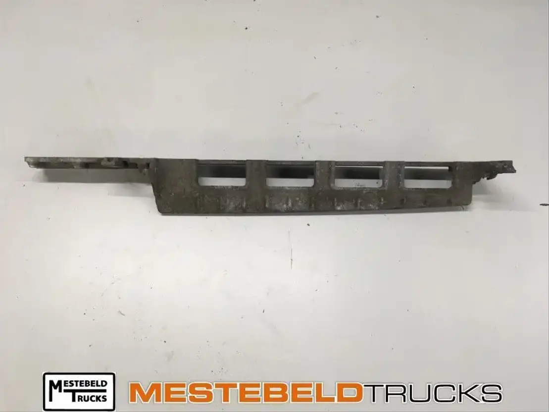 DAF Opstapplaat links