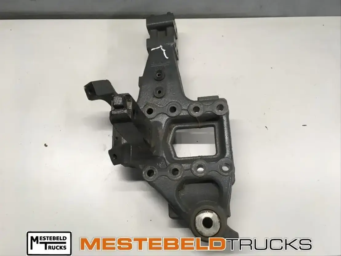 DAF Voorveerhand links