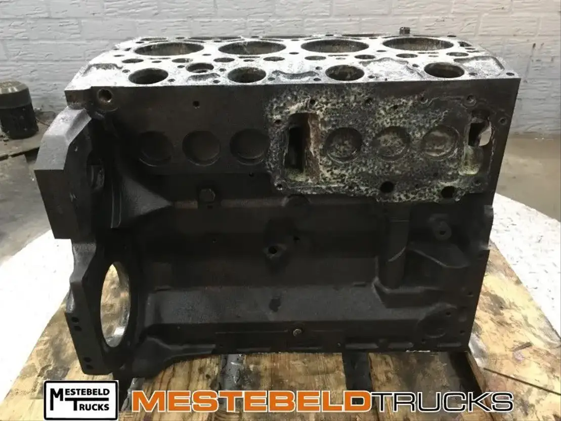 Iveco Blok BF4M1012E