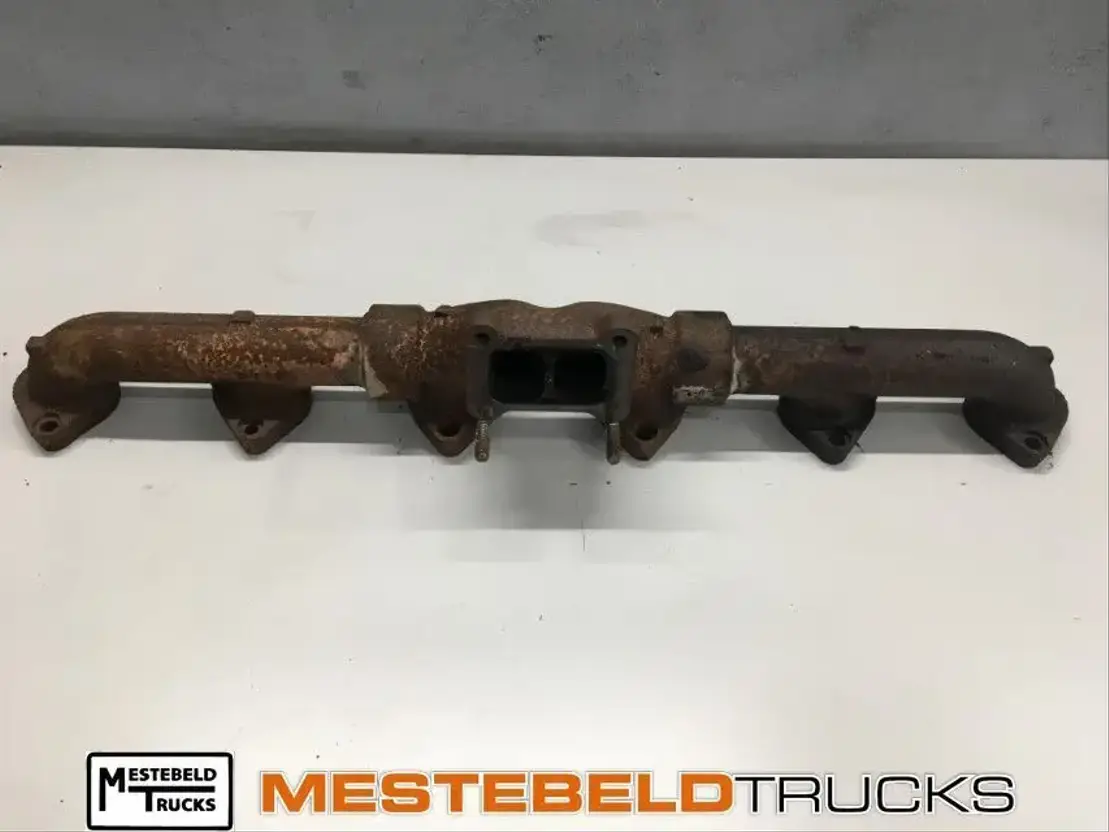 Volvo Uitlaatspruitstuk