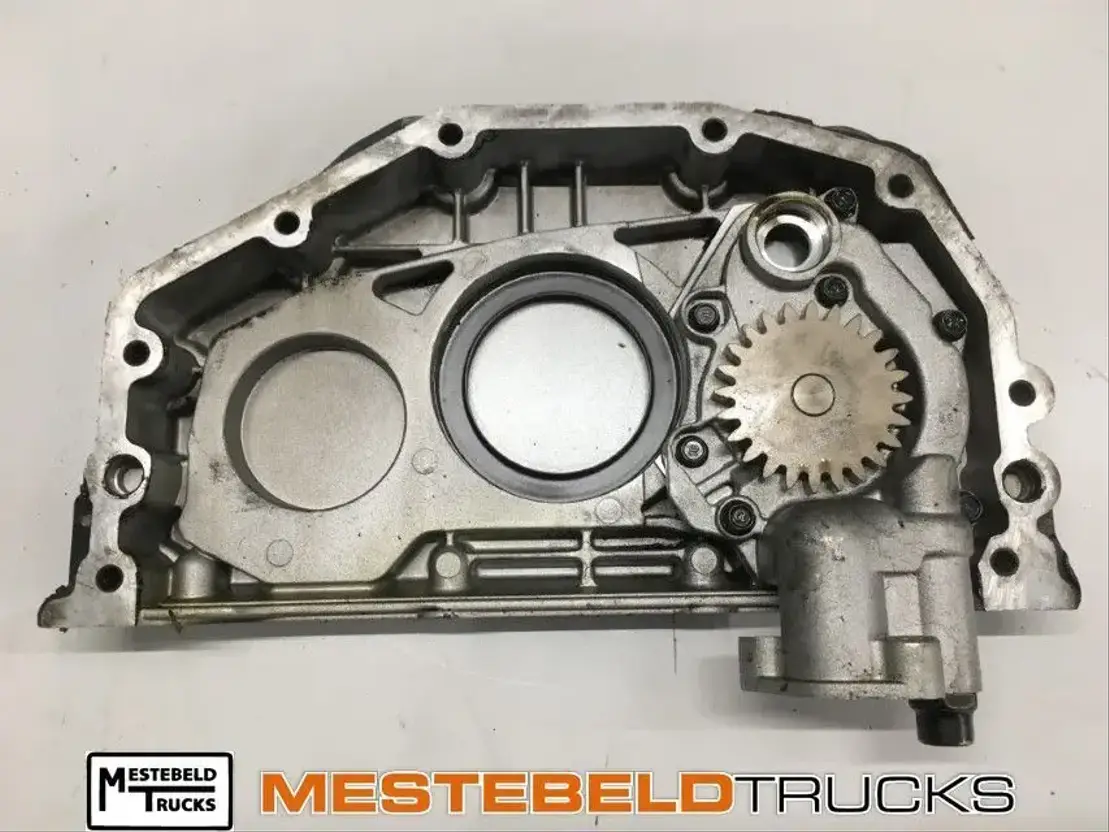 Mercedes-Benz Oliepomp met deksel