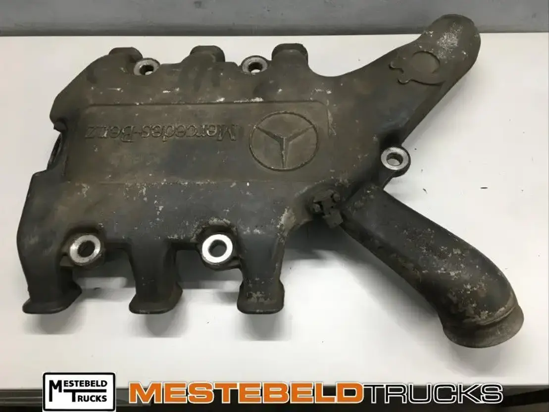 Mercedes-Benz Inlaatspruitstuk