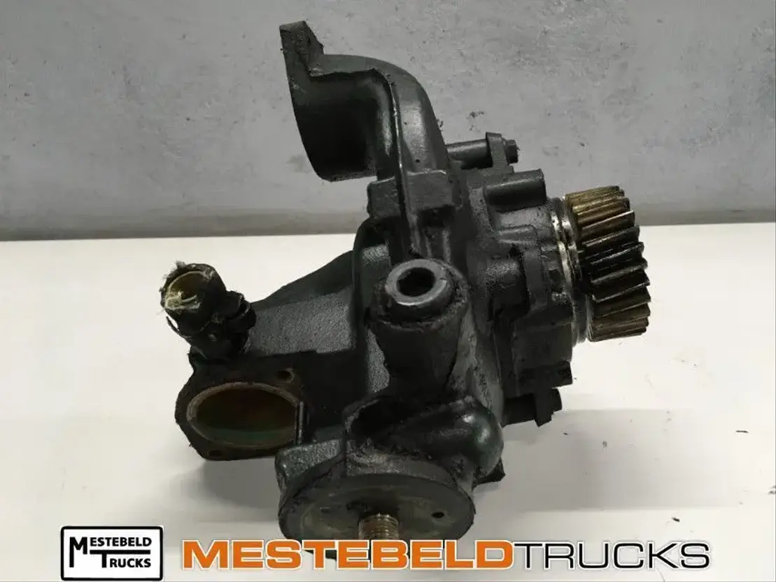 Volvo Waterpomp D12D