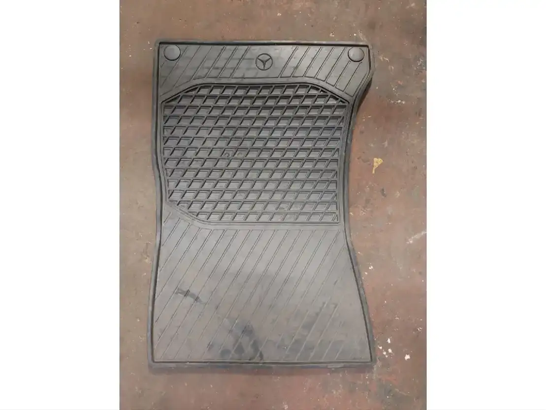Cabinedeel auto onderdeel Mercedes Benz Occ rubbermatten (3st) Mercedes W222