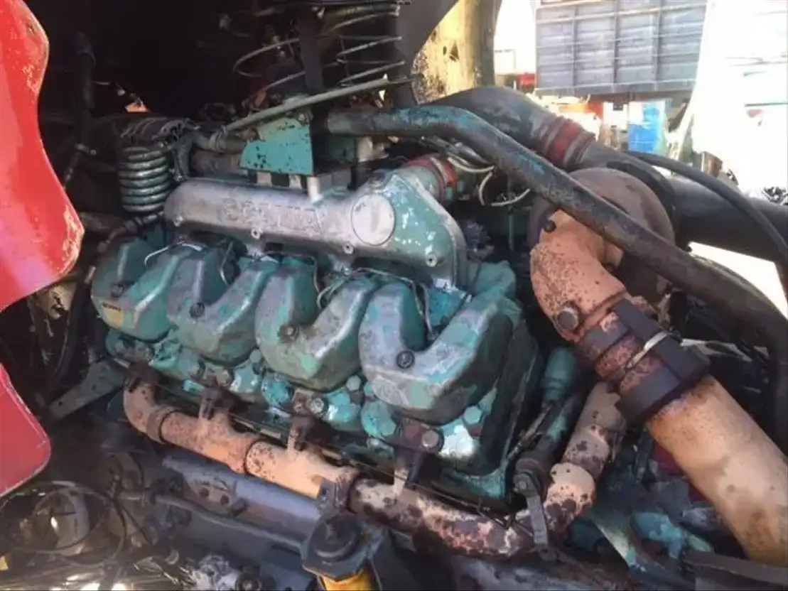Motor vrachtwagen onderdeel Scania 143.500 1992