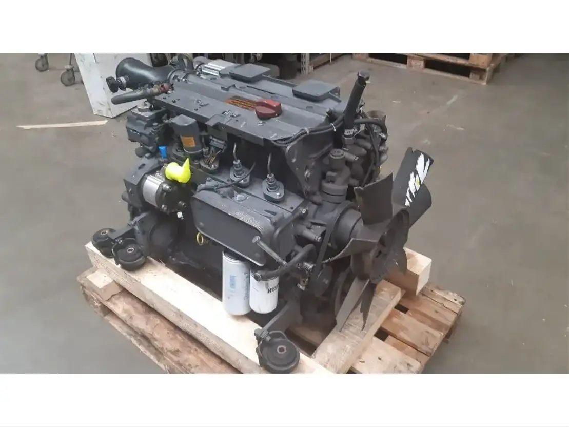 motordeel equipment onderdeel Deutz BF4M2012 2004