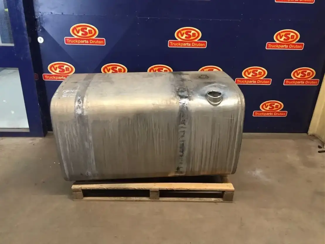 Brandstoftank vrachtwagen onderdeel Scania Scania dieseltank 600L