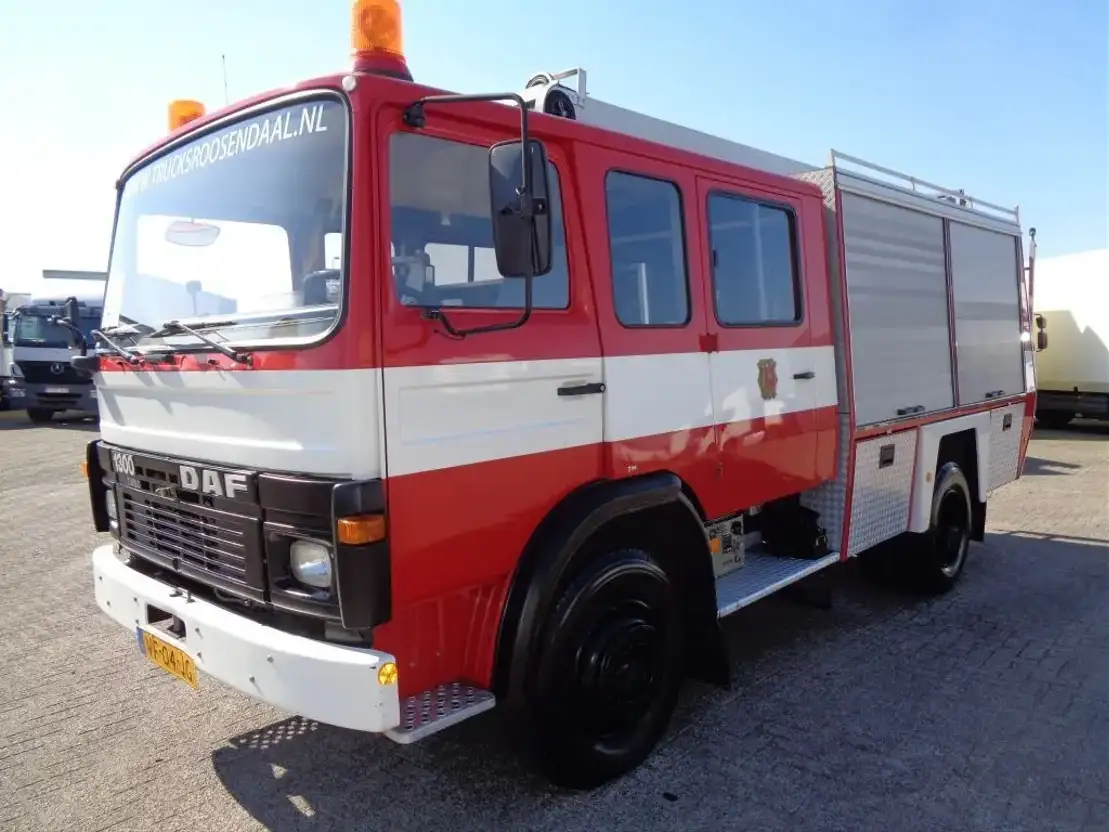 brandweerwagen vrachtwagen DAF 1300 + FIRETRUCK + 864HOURS+new conditie 1989
