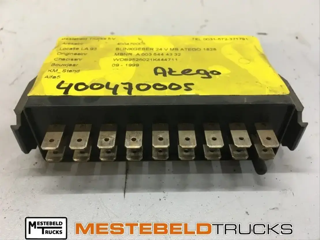 Mercedes-Benz Knipperlicht module