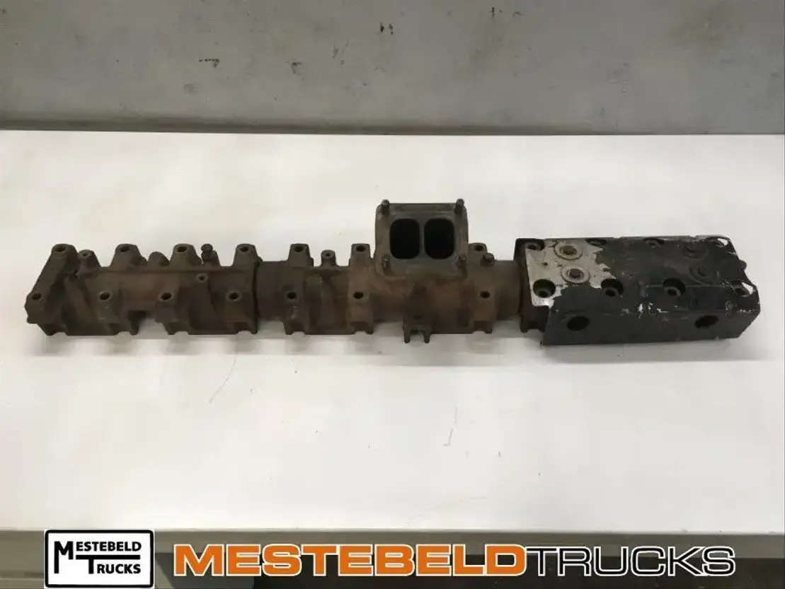 MAN Uitlaatspruitstuk 3-delig