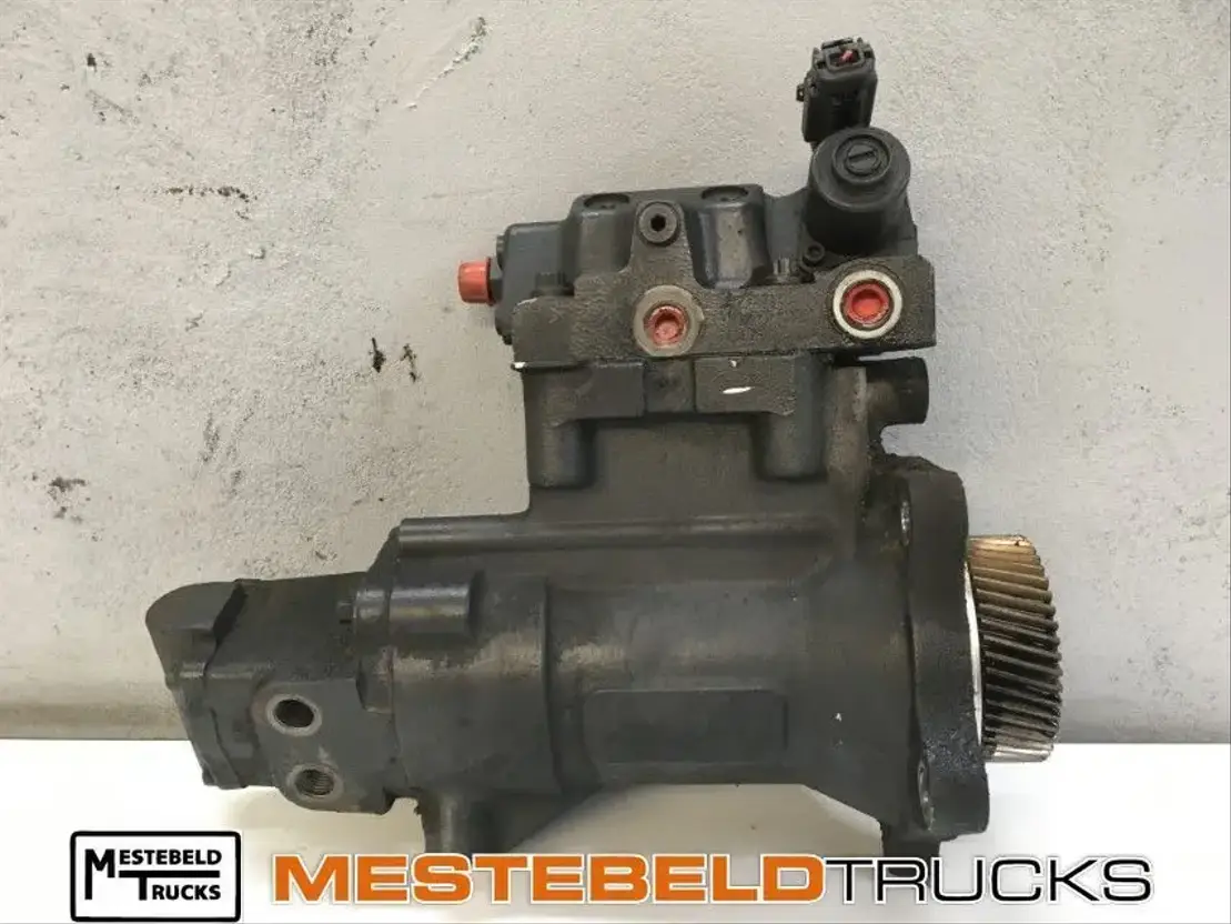 Scania Brandstofpomp DC13 10