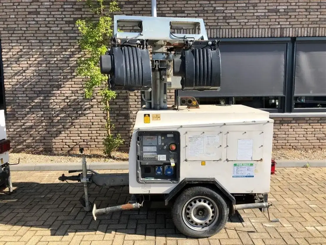 Kubota Bruno 9 meter mobiele light tower lichtmast aggregaat