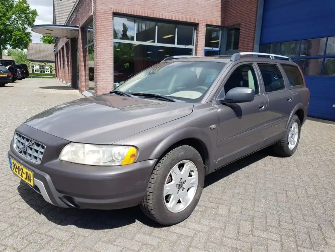 stationwagen Volvo XC70 AWD 2.5T.AWD. 2005