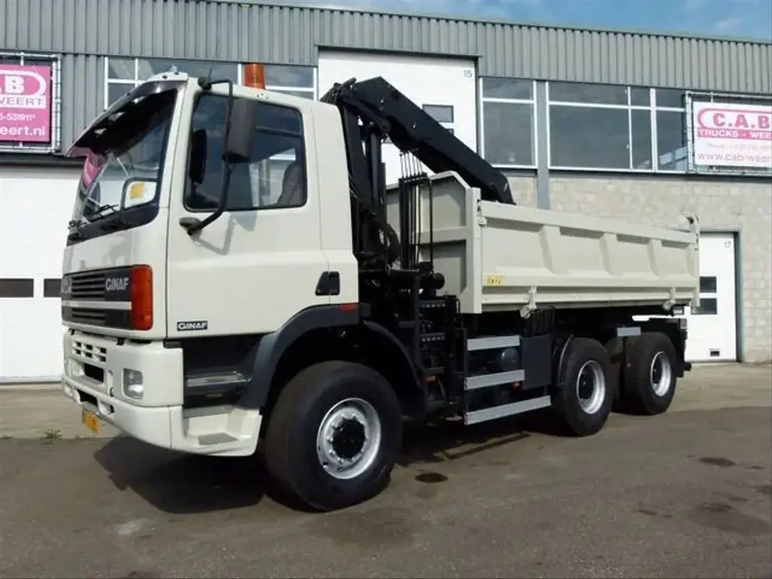 Ginaf M 3335 S - 6x6 + Crane HMF1153K1