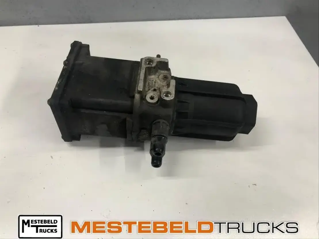 Mercedes-Benz Ad blue opvoereenheid