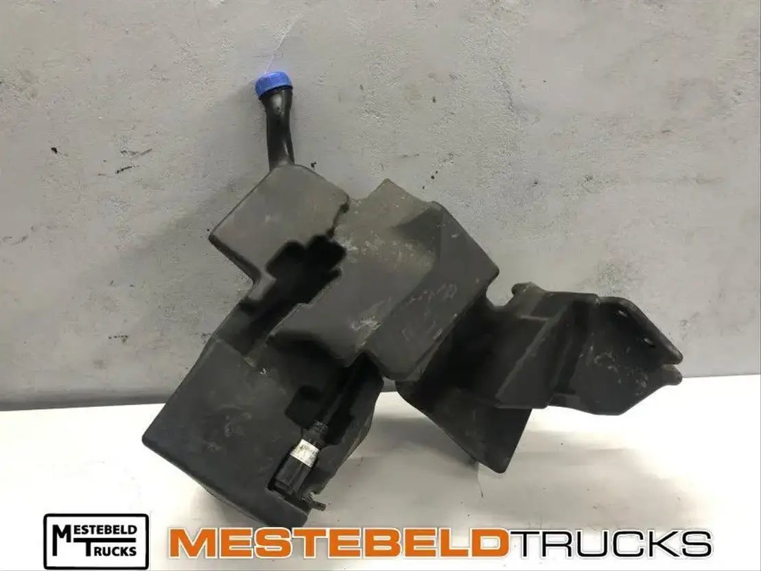 Mercedes-Benz Ruitensproeierreservoir