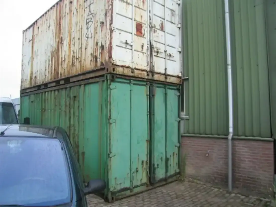 Diversen gebruikte containers | Puin container - TrucksNL