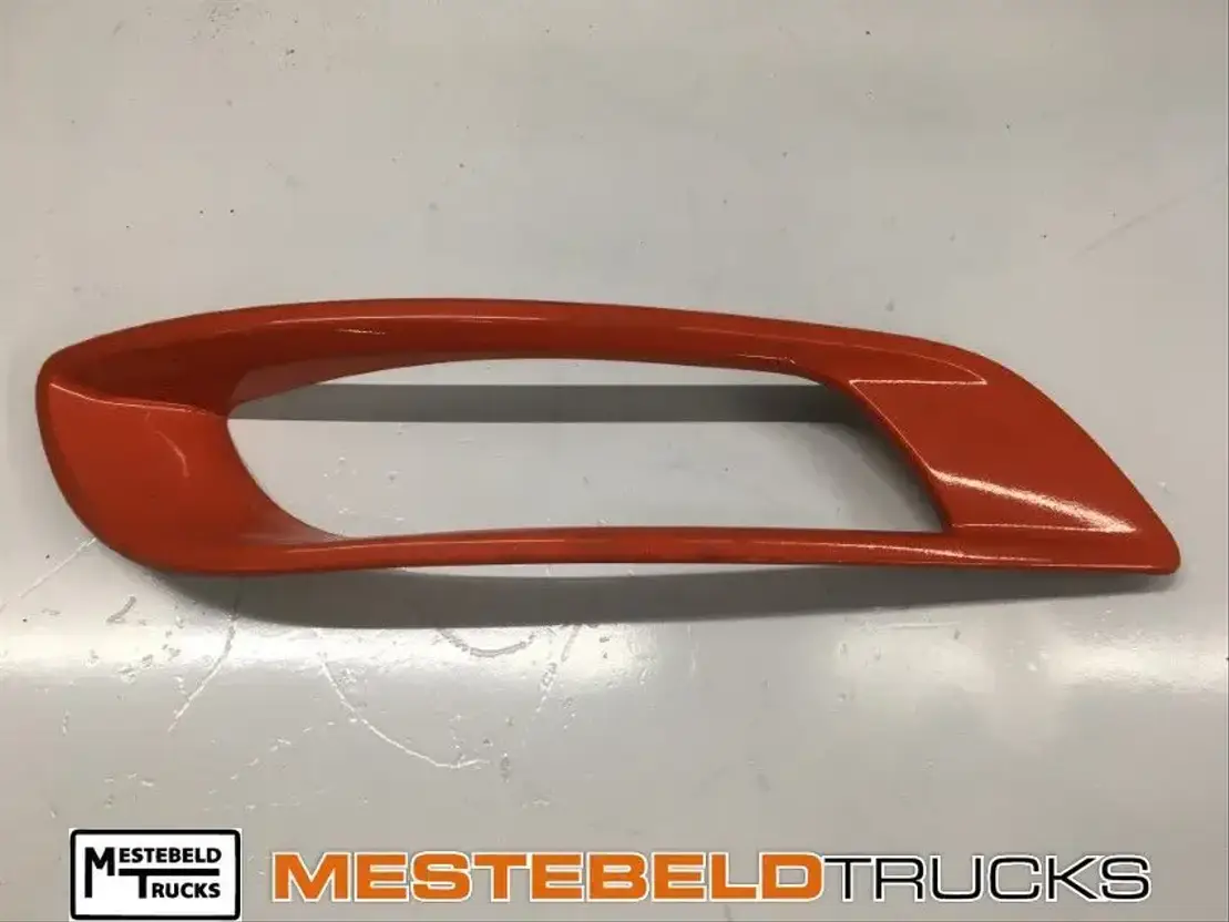 DAF Afdichtplaat bumper rechts