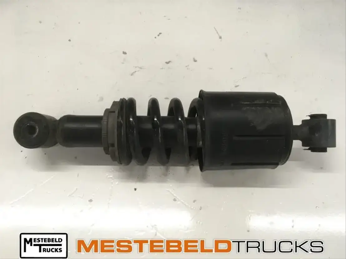 DAF Cabinevering voorzijde XF106