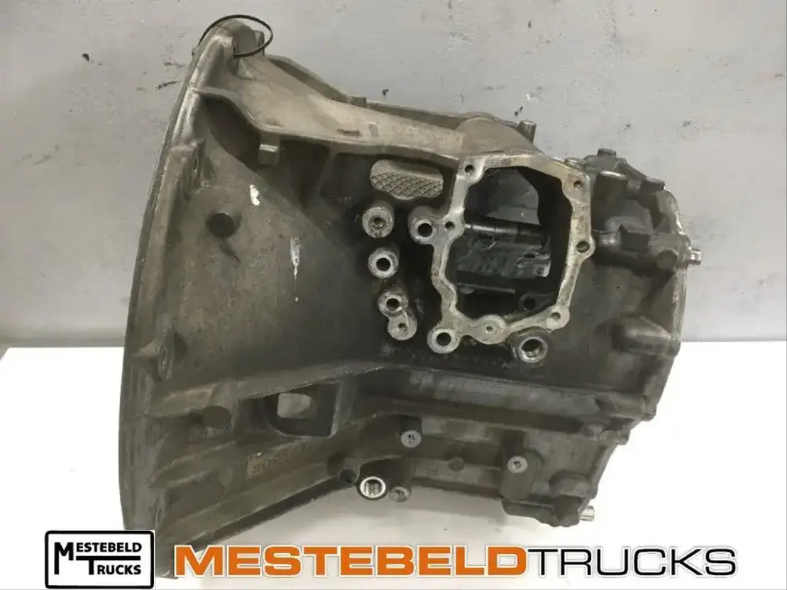 Mercedes-Benz Versnellingsbakhuis voorzijde Actros MP4