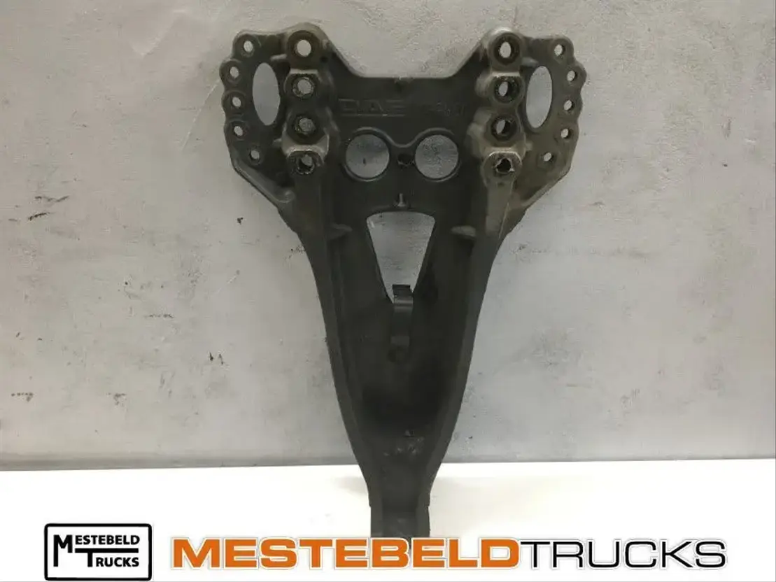 DAF Reactiestangsteun XF106