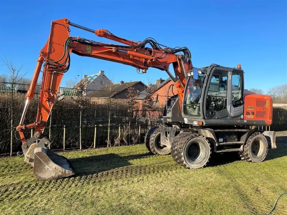 wielgraafmachine Hitachi ZAXIS 140W 2009
