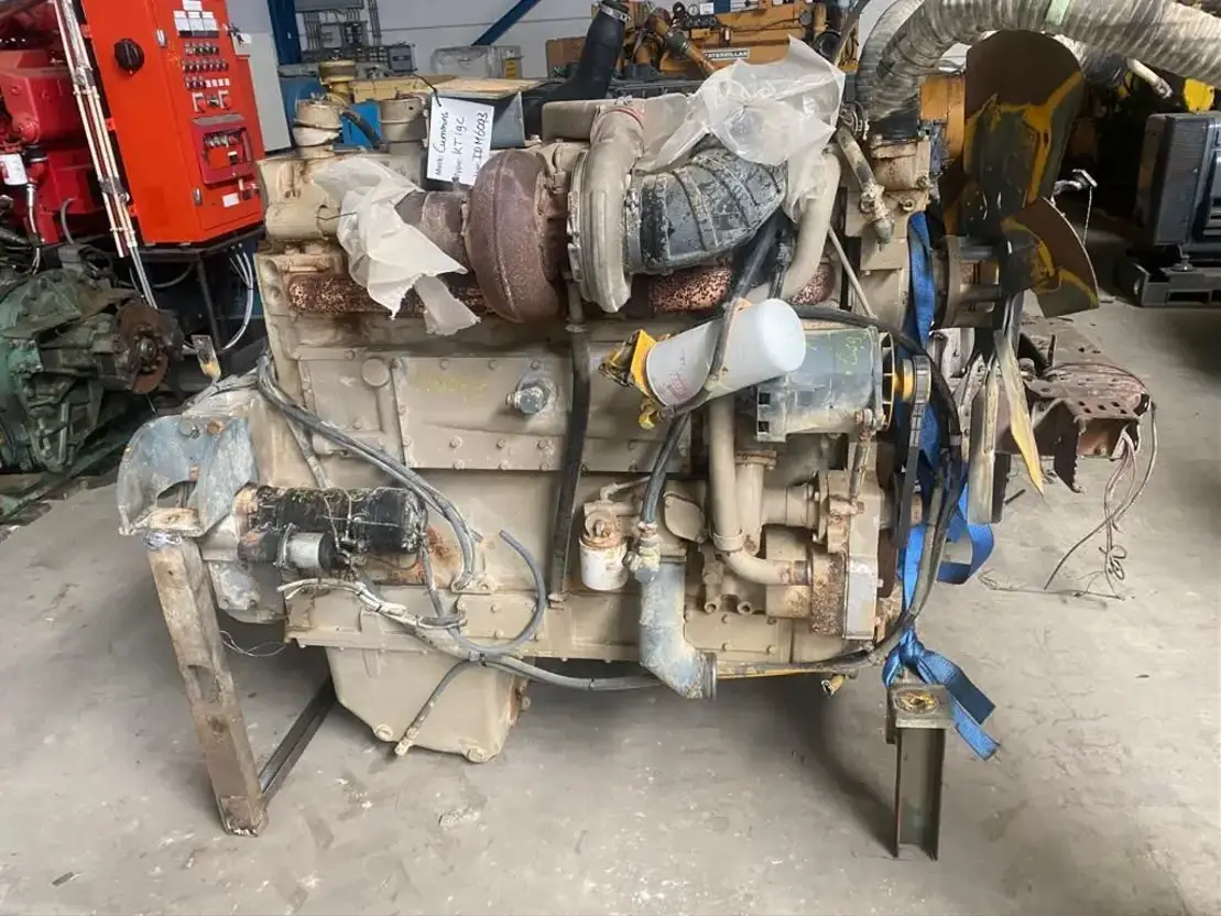 Cummins KT19C