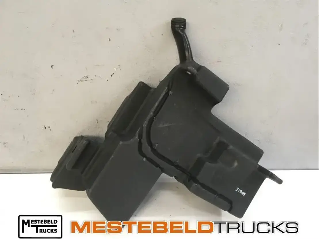 Mercedes-Benz Ruitensproeierreservoir