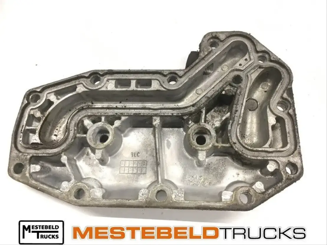 Mercedes-Benz Oliekoelerdeksel