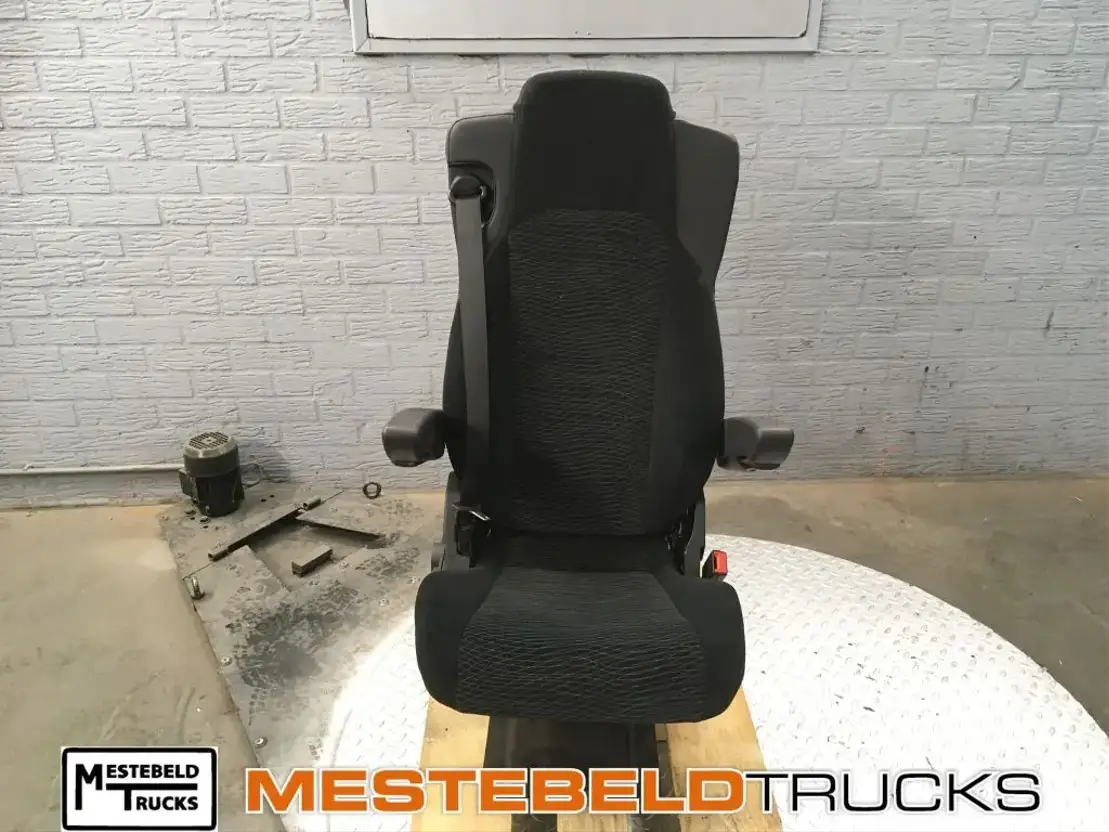 Mercedes-Benz Bijrijdersstoel statisch